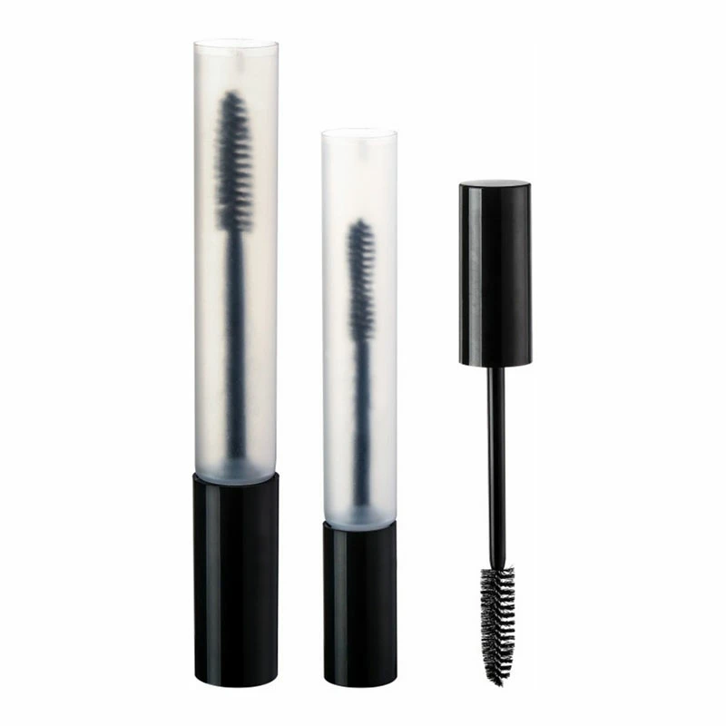 Tubo pequeño de bálsamo labial